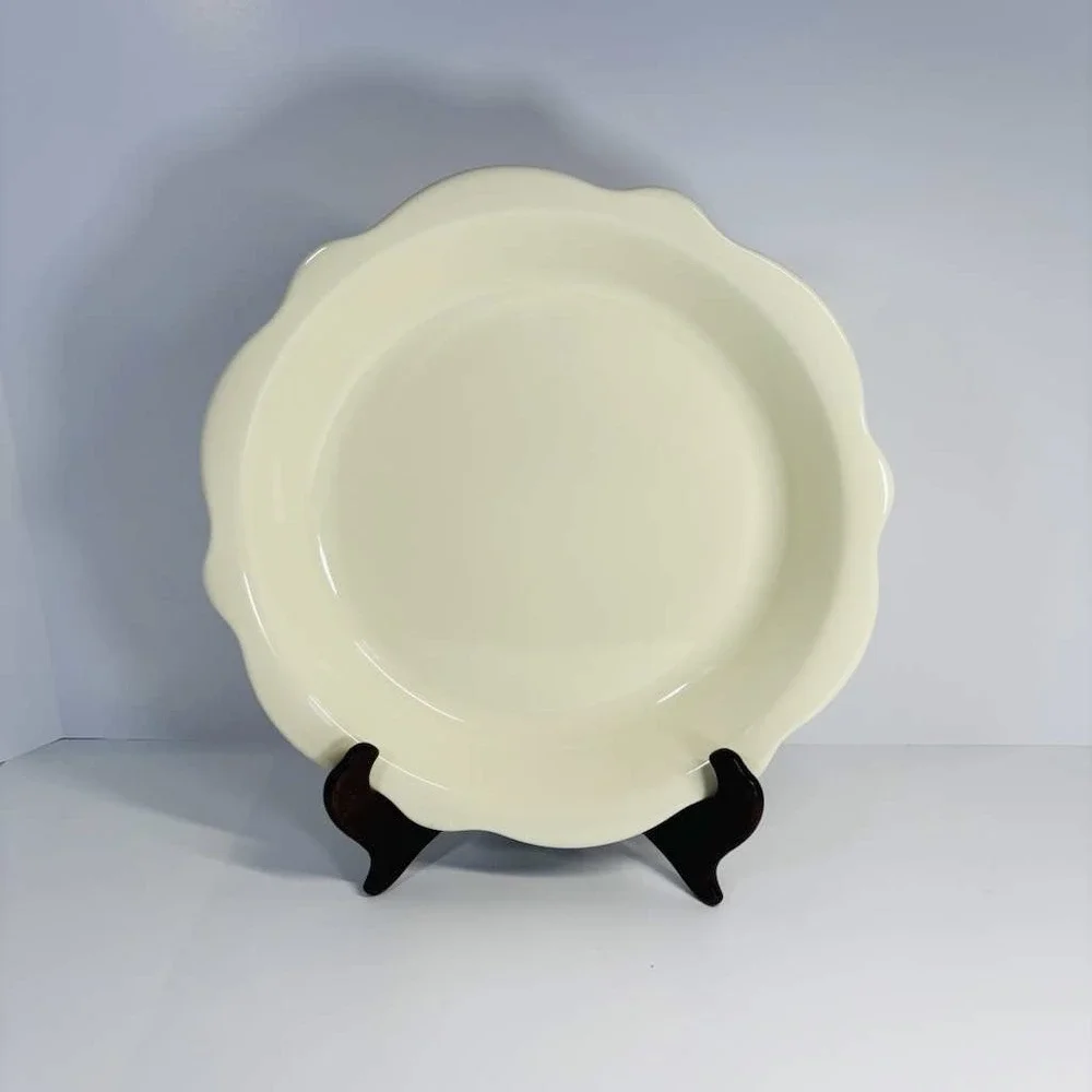 Gail Pittman HOSPITALITY BUTTER YELLOW Pie Dish 11